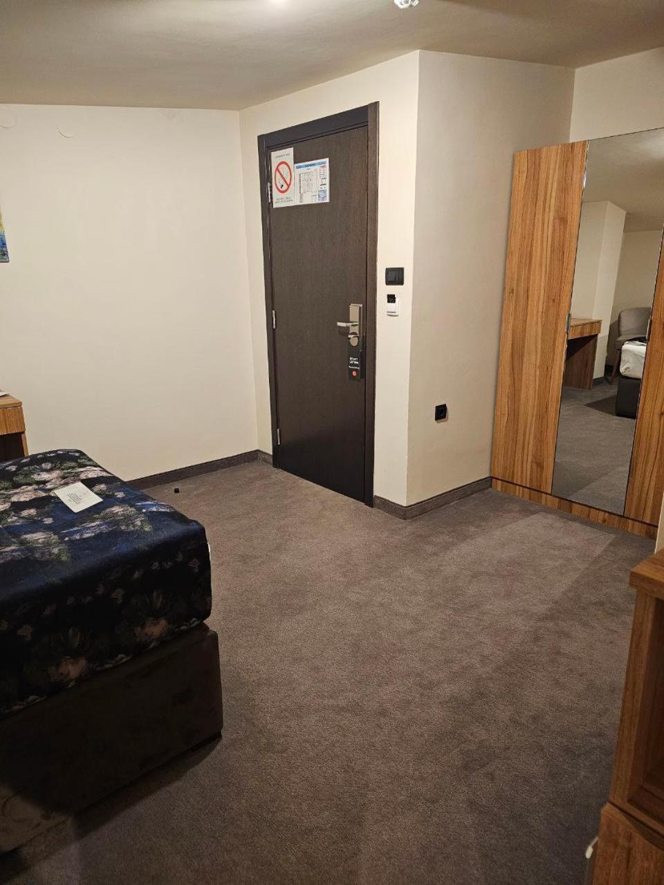 Hotel Aloha Ni الغرفة الصورة